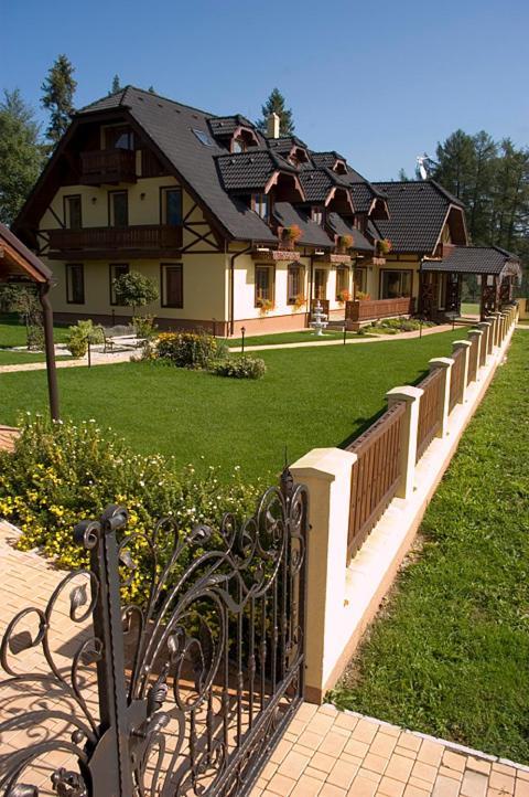 Penzion Sonja Vyšné Ružbachy Exteriör bild